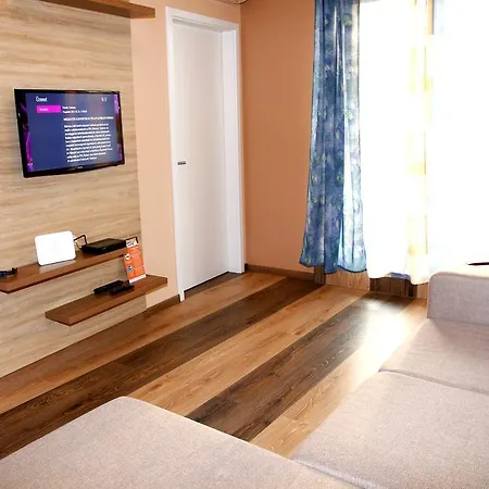 Club 218 Wellness Lakas Apartman *